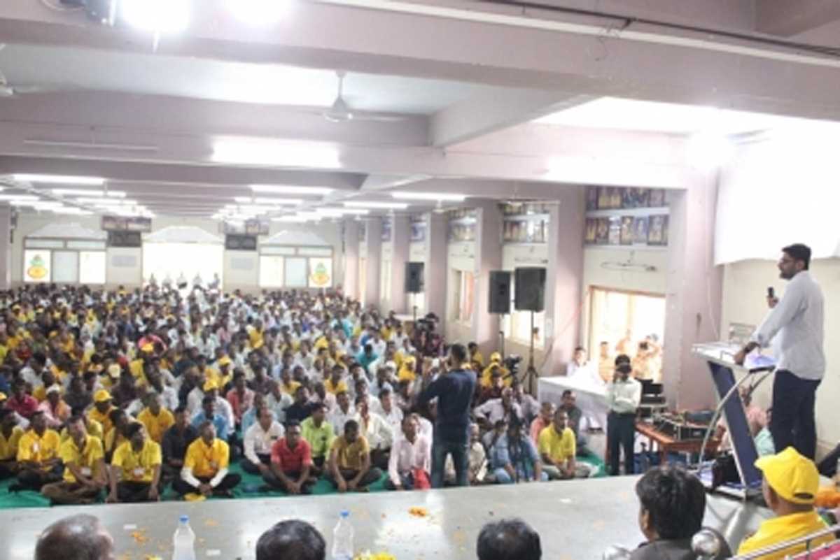 गुजरात में बड़ा सवाल: क्या आप भाजपा को सेंध लगाएगी या सिर्फ कांग्रेस के वोट काटेगी?